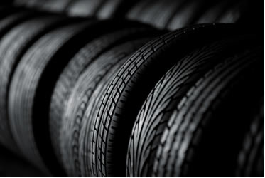 A borracha de pneus de carros é sintética