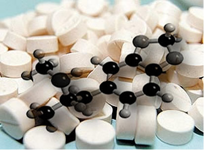O componente base do ecstasy é um derivado das anfetaminas, do grupo das aminas