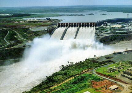 Usina Hidrelétrica de Itaipu (Brasil-Paraguai)