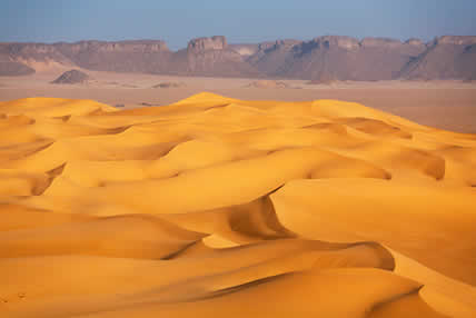 O deserto do Saara corresponde à segunda maior região árida do planeta