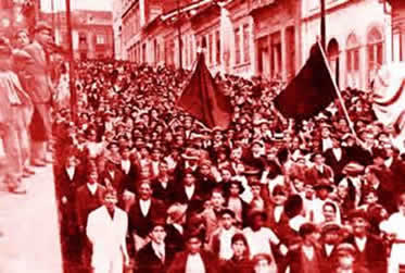 Registro fotográfico dos protestos que tomaram conta de São Paulo em 1917